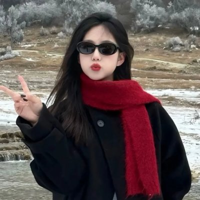 阳光下的石头 封面